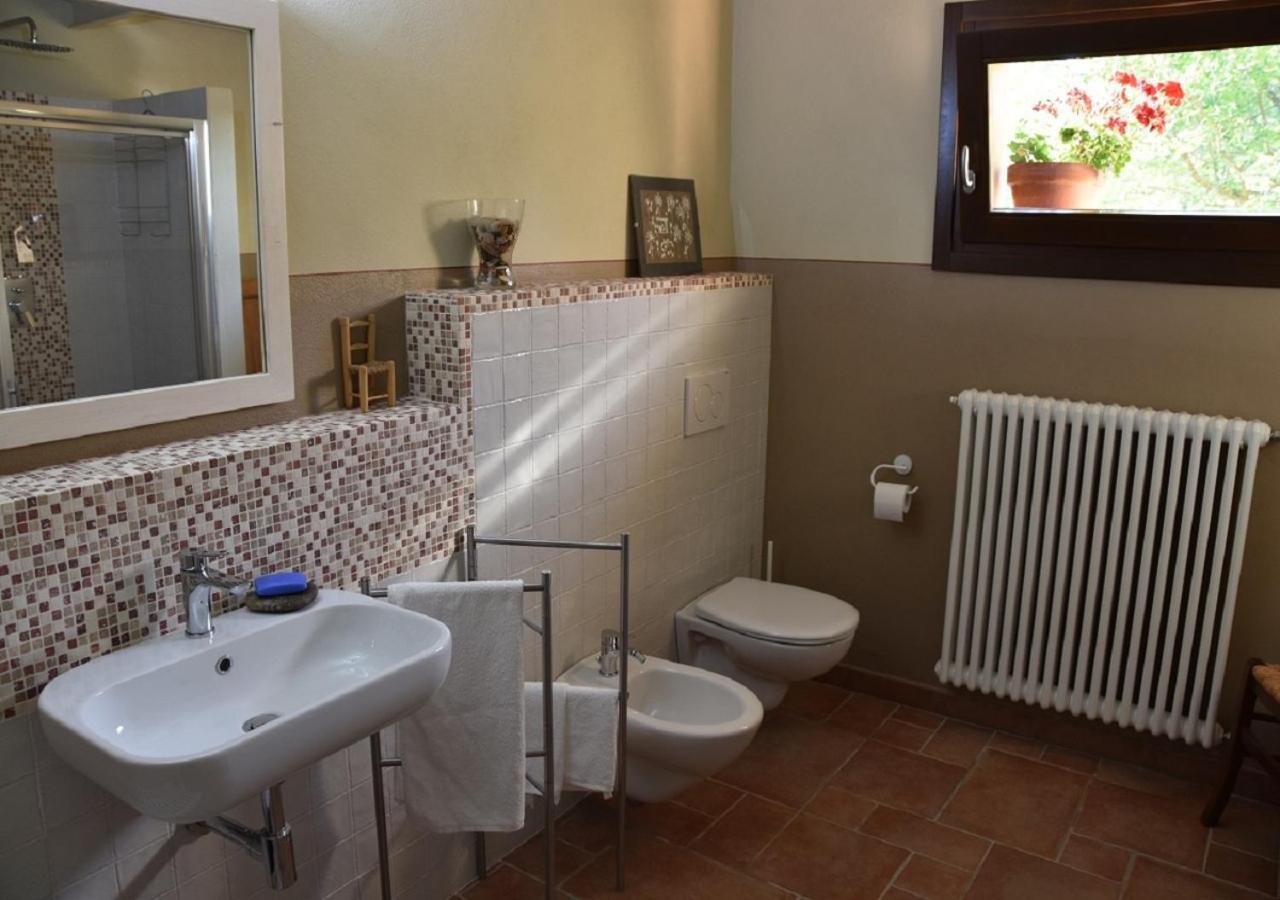 דירות צ'זנה Casa Delle Ginestre מראה חיצוני תמונה